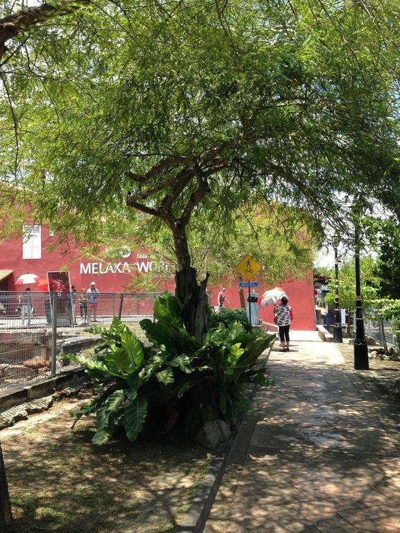 Relax & Chill At Malacca River Exterior foto